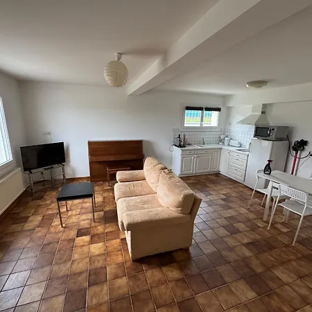 Apartmán Independant Dans Maison Marcy-lʼÉtoile